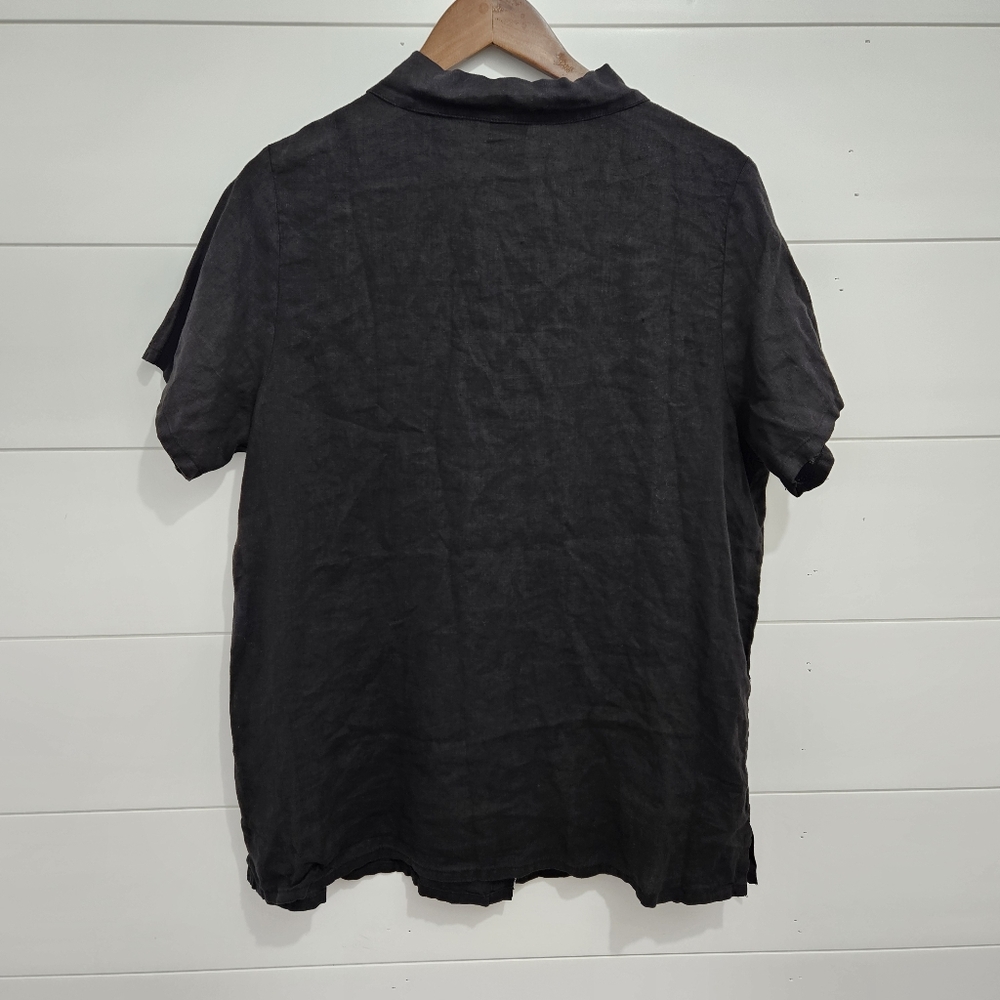Match Point Linen Button Down Shirt - Picture 3 of 6
